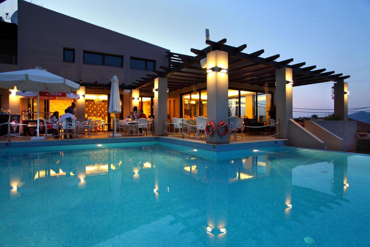 ניקיאנה Hotel Tesoro מראה חיצוני תמונה