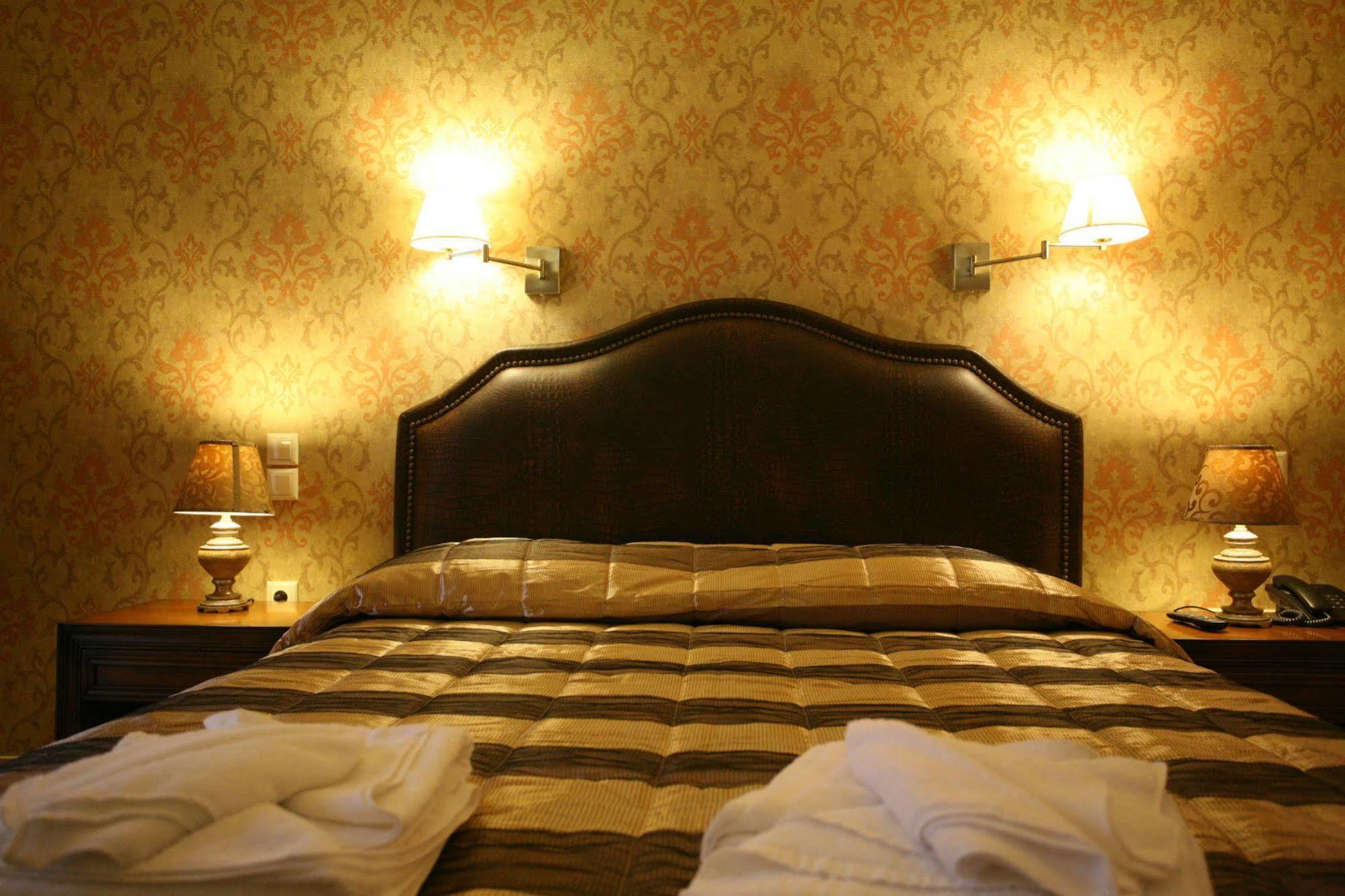 ניקיאנה Hotel Tesoro מראה חיצוני תמונה